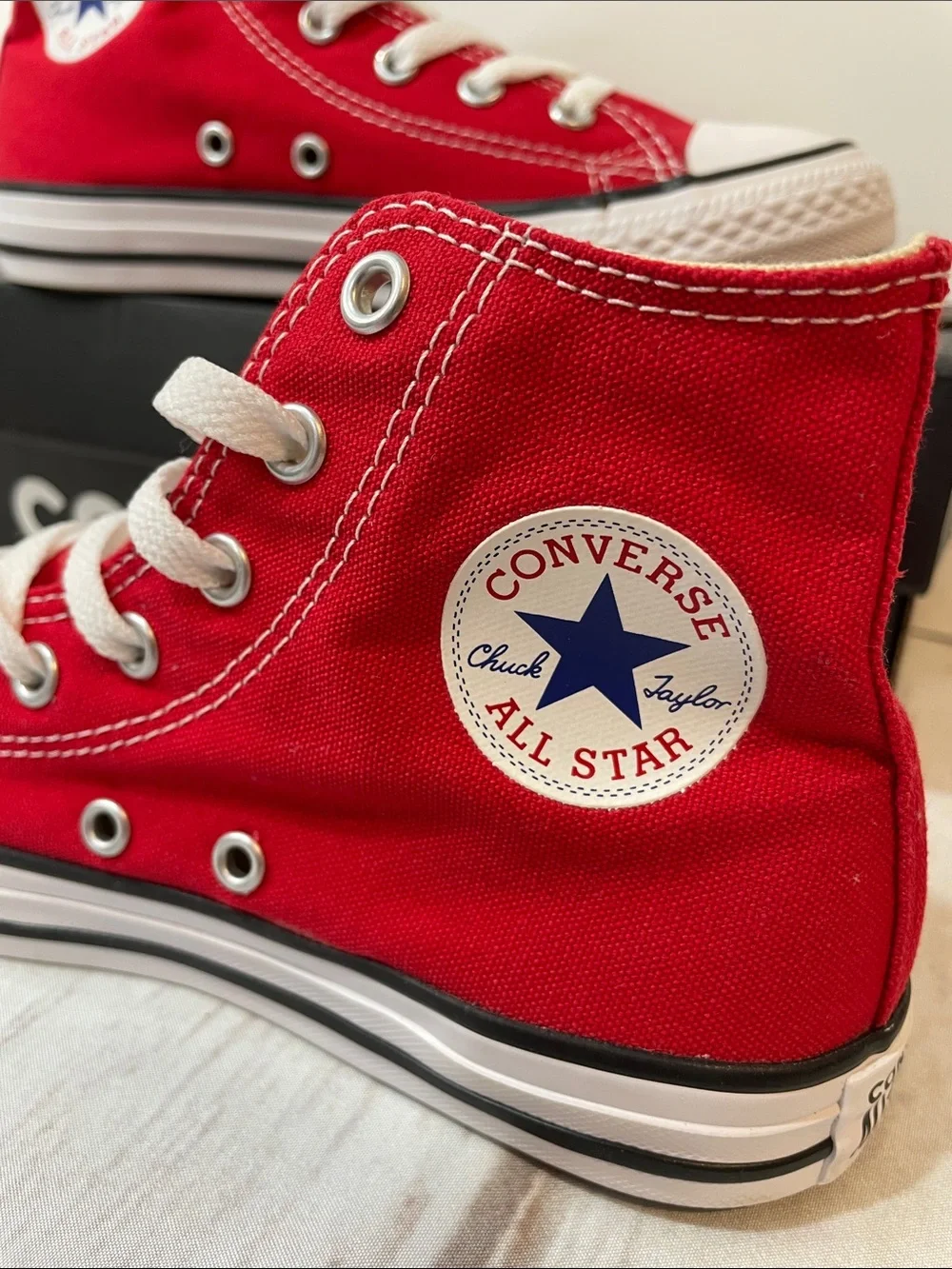 NEW Converse Kids Youth 2.5 Red Canvas High Top Chuck Taylor Sneakers Classic